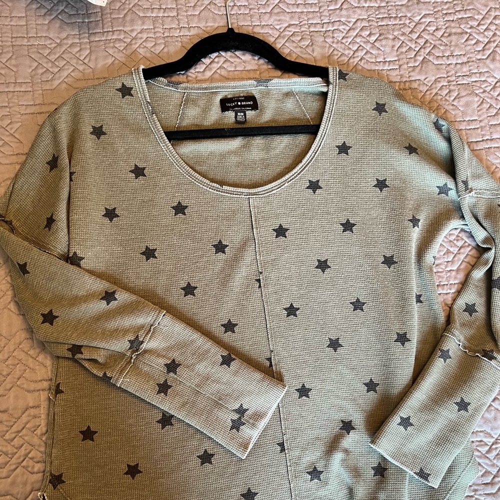 Lucky Brand army green with black stars shirt